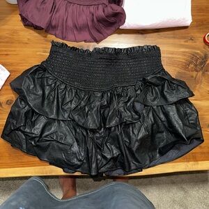 Black SKORT